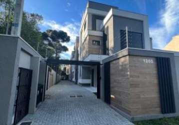 Sobrado com 4 quartos, 174m², à venda em curitiba, portão