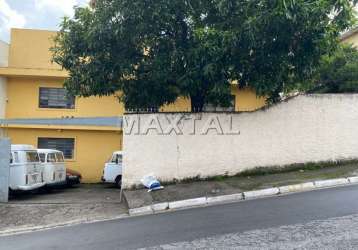 Galpão comercial na vila amália. contendo 10  salas, 4 banheiros e 6 vagas de garagem.