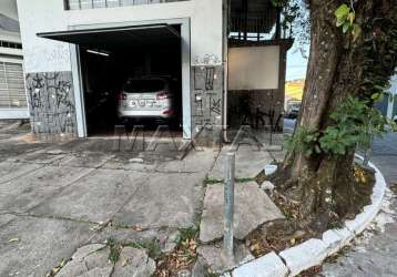 Galpão de esquina para locação na água fria na rua florinéia com 150m², mezanino e 1 banheiro.