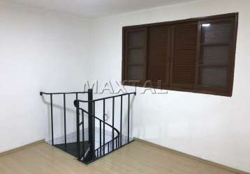 Casa para locação, de 37m² com, quarto, cozinha e área de serviço, na vila guilherme.