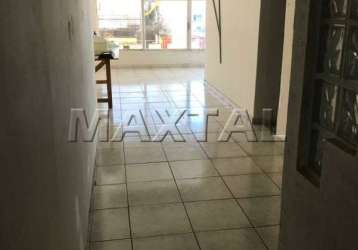 Apartamento de 2 andares com salão comercial 112m² 3 dormitórios, sala, copa, cozinha, e banheiro.