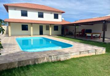 Ótima casa com piscina em condomínio de frente ao mar de jaconé, marica