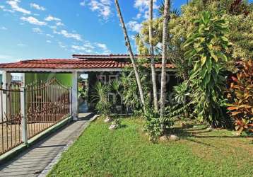 Casa à venda com 3 quartos em peruíbe, no bairro maria h novaes