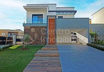 Casa à venda com piscina e 4 quartos em peruíbe, no bairro bougainvillee iv