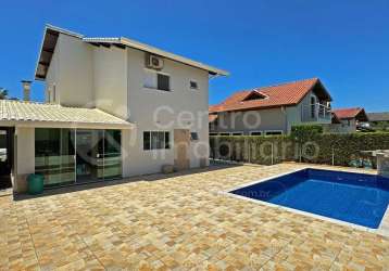 Casa à venda com piscina e 3 quartos em peruíbe, no bairro bougainvillee ii