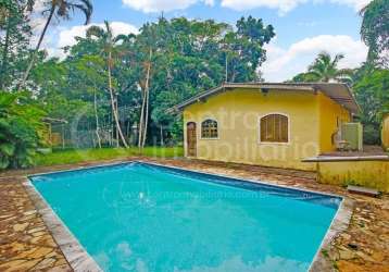 Casa à venda com piscina e 2 quartos em peruíbe, no bairro estância são marcos