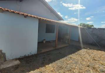 Casa com 03 quartos para venda no itaguaí 2