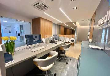 Sala com 139m2 no manhattan business