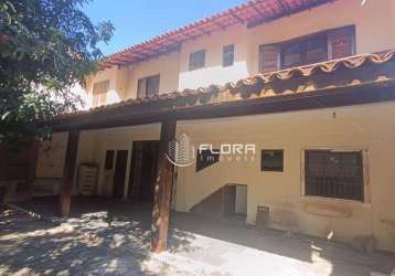 Casa com 3 dormitórios à venda, 130 m² por r$ 800.000,00 - itaipu - niterói/rj