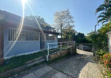 Casa com 2 dormitórios à venda, 82 m² por r$ 299.000 - maria paula - niterói/rj