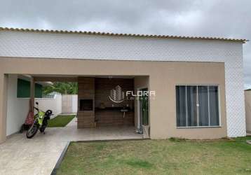 Casa com 2 dormitórios à venda, 107 m² por r$ 465.000,00 - cajueiros (itaipuaçu) - maricá/rj