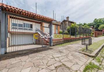 Casa com 4 quartos à venda na rua pinaré, 66, vila assunção, porto alegre por r$ 1.990.000