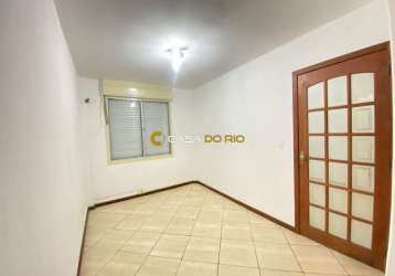 Apartamento com 1 quarto à venda na rua doutor pio fiori de azevedo, 45, vila nova, porto alegre por r$ 120.000