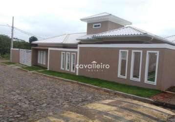 Casa com 4 suítes, piscina e churrasqueira, cond. ubatã, maricá -rj