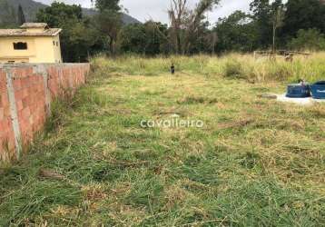 Terreno com projeto aprovado para construção de duplex no condado de maricá