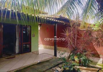 Casa condomínio mataruna, com 2 dormitórios, 1 suíte, piscina, 127 m² por r$ 550.000 - itapeba - maricá/rj