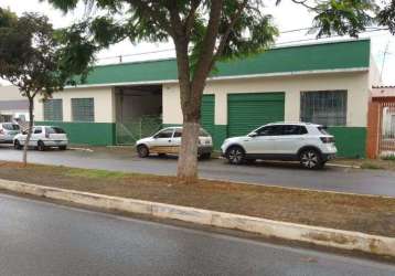 Barracão à venda, 761 m² por r$ 1.840.000,00 - centro - itapetininga/sp