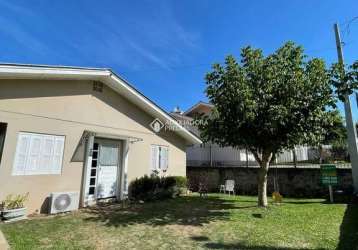 Casa com 3 quartos à venda na camelia, 25, centro, pareci novo, 94 m2 por r$ 550.000