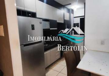 Lindo apartamento rico em armários planejados