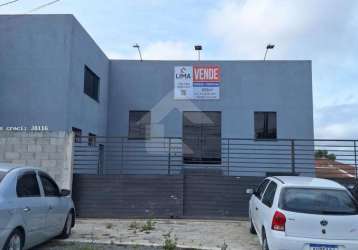 Residencial e comercial para venda em campo largo, cercadinho, 3 banheiros