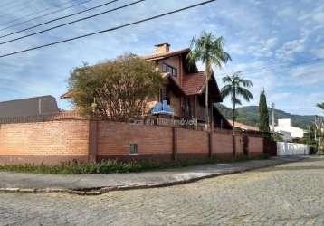 Casa com 5 quartos à venda no itacorubi, florianópolis  por r$ 2.100.000