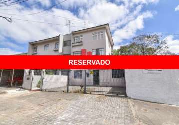 Apartamento no 1° andar, com garagem coberta no residencial itatiaia 1 - cic