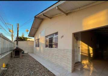 Casa a venda com 119m² localizada no bairro cordeiros em itajaí.