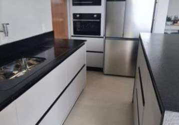 Apartamento a venda no residencial essenza localizado no centro de itajaí.