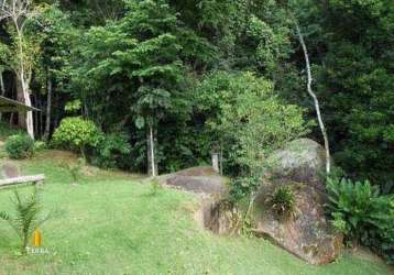 Terreno à venda com casa no bairro estaleiro, balneário camboriú.