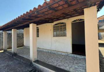 Casa com 3 dormitórios à venda, 84 m² por r$ 387.000,00 - pinheiros - brumadinho/mg