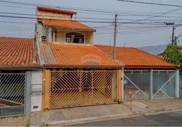 Sobrado em atibaia: conforto e vista deslumbrante