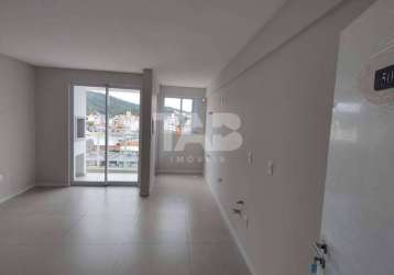 Apartamento com 2 quartos, nações - balneário camboriú