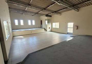 Sala comercial para venda em são pedro da aldeia, são josé, 1 dormitório, 2 banheiros