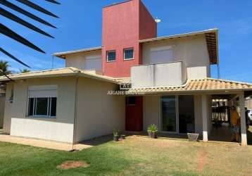 Ótima casa a venda com habite-se no aldeias do lago