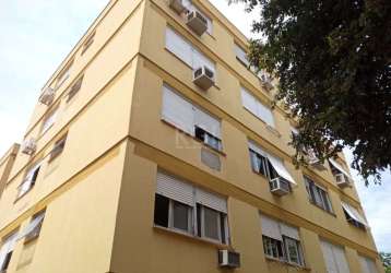 Vende apartamento semi mobiliado,79m², segundo pavimento com elevador, bairro marechal rondon, 2 dormitórios, 2 banheiros,1 vaga box coberto.  próximo de escolas, comercio em geral. estuda proposta. d