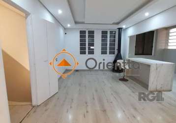 Imobiliária orientta aluga excelente sobrado semi mobiliada (parte superior) na rua dom pedro ii, própria para comércio ou residencia, com 4 quartos, lareira, sala de estar, sala de jantar, cozinha es