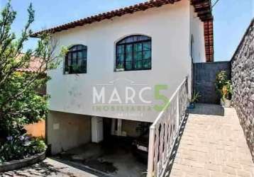 Casa com 3 quartos à venda na rua justino de jesus gomes, vila pilar, arujá, 100 m2 por r$ 850.000