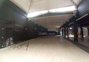 Galpão comercial com 400m²