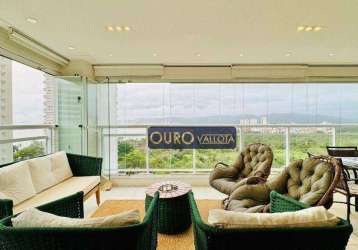 Apartamento com vista para o mar com 158m²