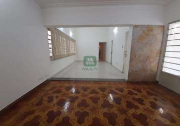 Casa com 4 quartos à venda no centro, uberlândia  por r$ 1.300.000