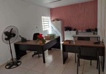 Casa comercial à venda no centro, uberlândia  por r$ 750.000