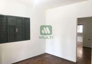 Casa com 4 quartos à venda no maracanã, uberlândia  por r$ 990.000