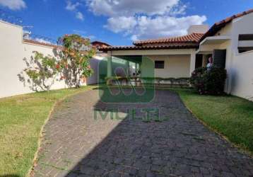 Casa com 4 quartos à venda no umuarama, uberlândia  por r$ 850.000