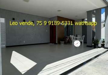 Linda casa bairro sim, 34 suíte, garagem coberta