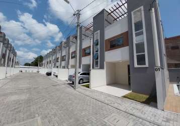 Casa triplex em condomínio com 02 suítes, santa tereza - parnamirim rn