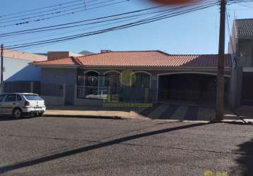 Casa comercial com 2 salas à venda na avenida carlos correa borges, 240, zona 05, maringá, 200 m2 por r$ 1.250.000