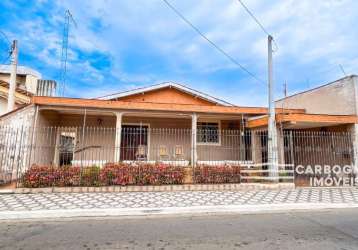 Casa a venda no centro em caçapava