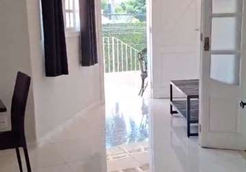 Casa com 3 quartos, escritório, 3 wc, piscina à venda no jardim europa!