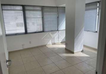 Sala comercial para venda e aluguel em centro de 62.00m² com 2 quartos e 1 garagem