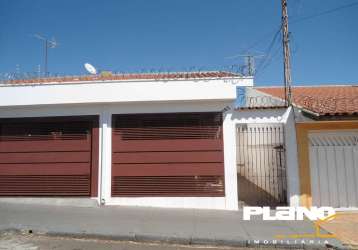 Casa para alugar em vila santos dumont de 42.00m² com 1 quarto